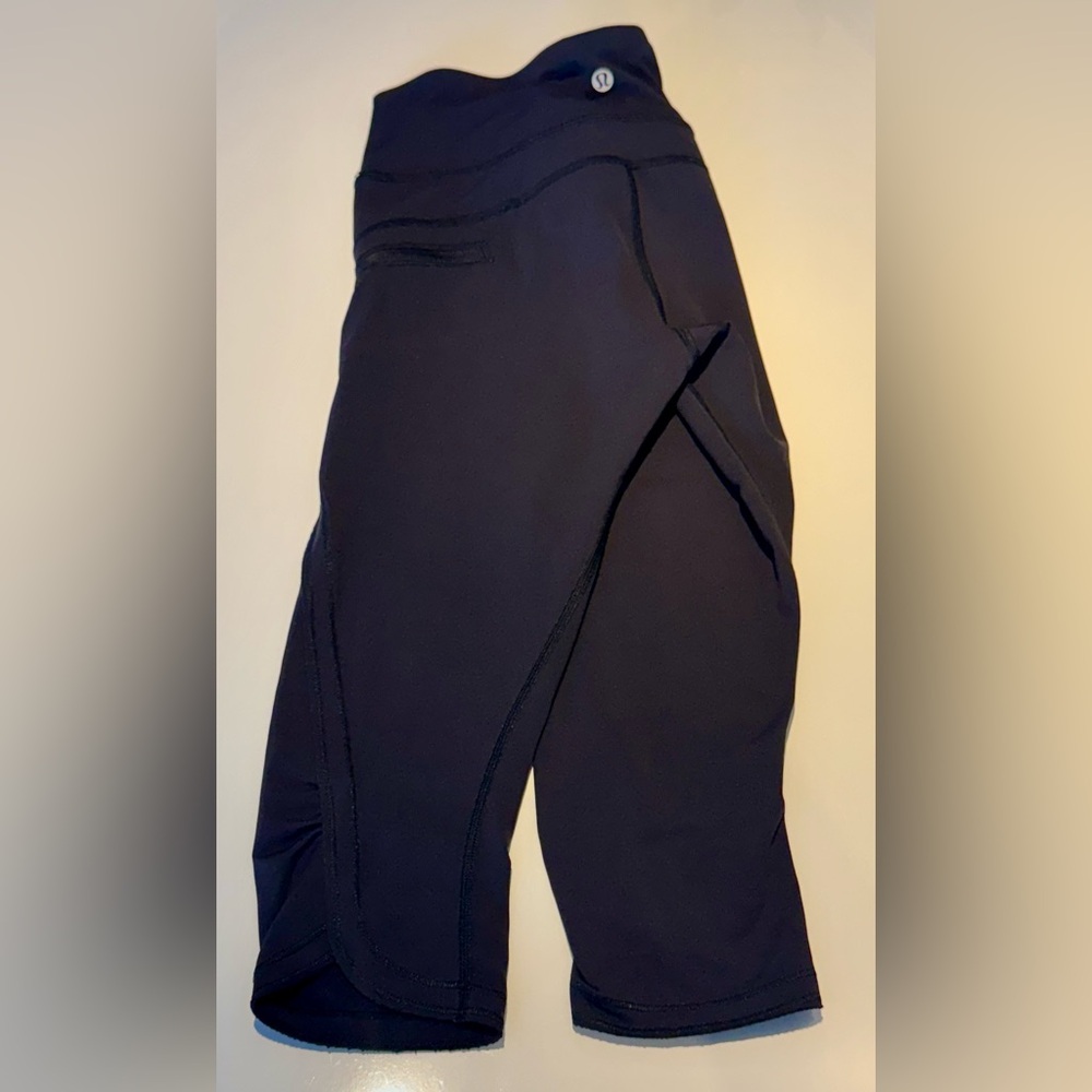 Lululemon Crops Size 4